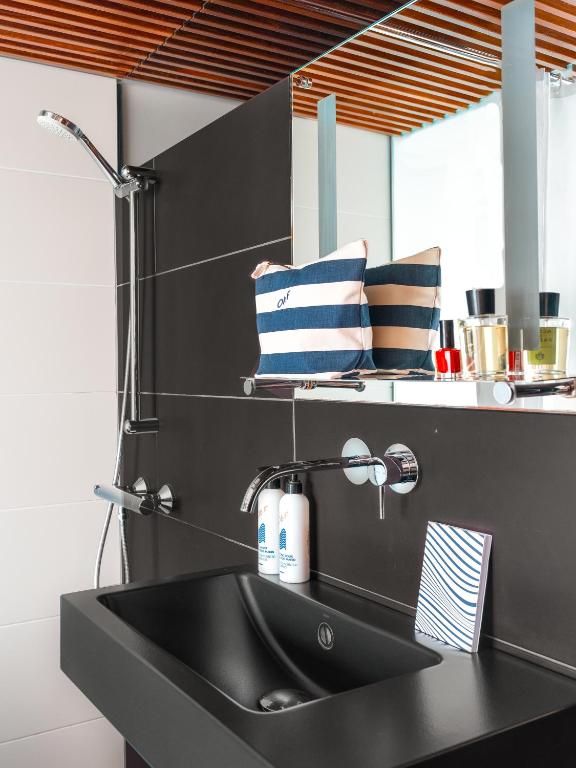 Hotel OFF Paris Seine - Resim 22