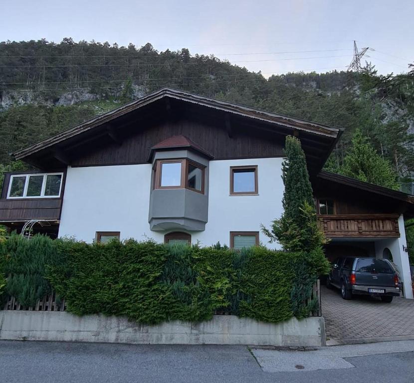 Nespecifikovaný výhled na hory nebo výhled na hory při pohledu z apartmánu