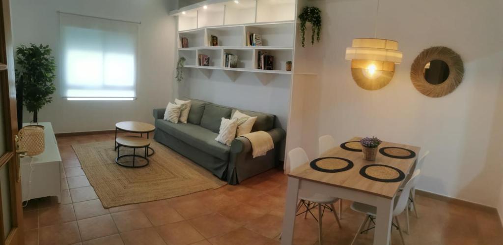Χώρος καθιστικού στο Apartamento 50 m playa preciosa