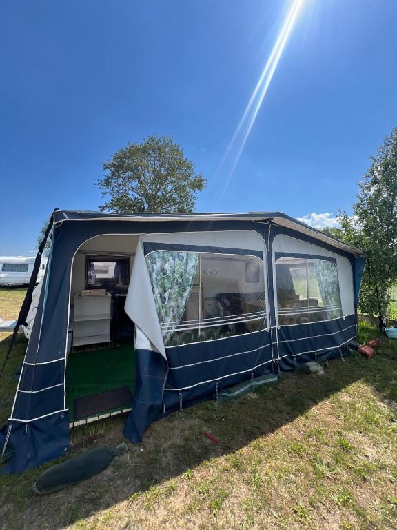 Fotografie z fotogalerie ubytování Przyczepy kempingowe Nad Zatoką v destinaci Swarzewo