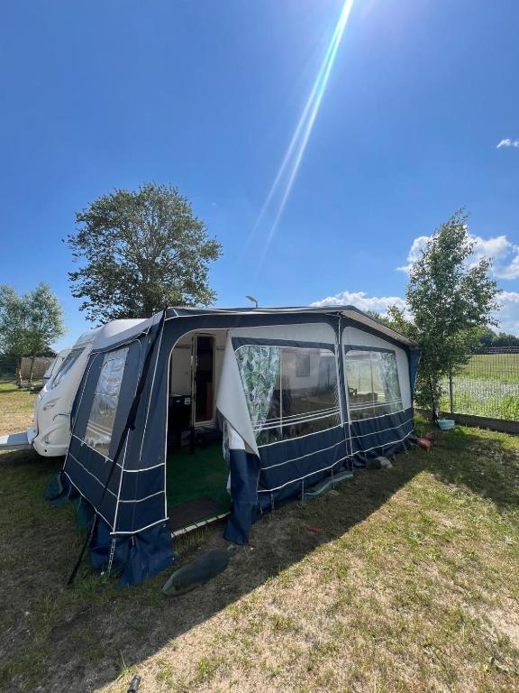 Fotografie z fotogalerie ubytování Przyczepy kempingowe Nad Zatoką v destinaci Swarzewo