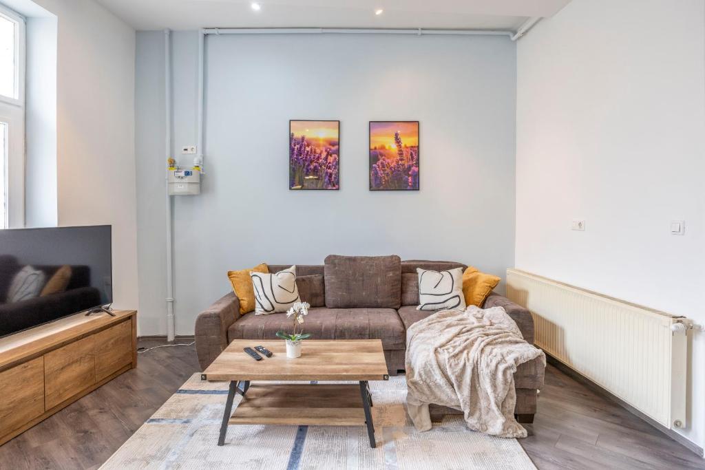 Explore Budapest from a Central Cozy Home & Sweet Retreat 1072 Budapest, Klauzál utca 26 kép - 1