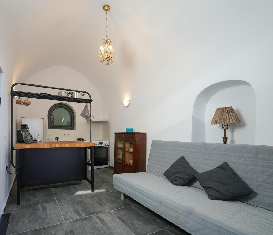 Postel nebo postele na pokoji v ubytování Paramythi Art Maison