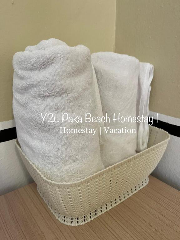Traveler Homestay Paka 3-6pax in front Surau and Near Paka Beach - Y2L Homestay 1 - Casa De Tres Dormitorios