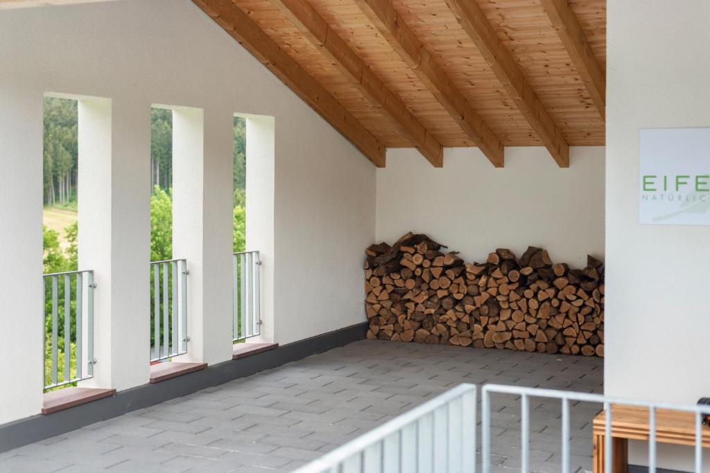Galeriebild der Unterkunft Neubau! Ökologischer Wellnessurlaub in der Eifel in Kopp