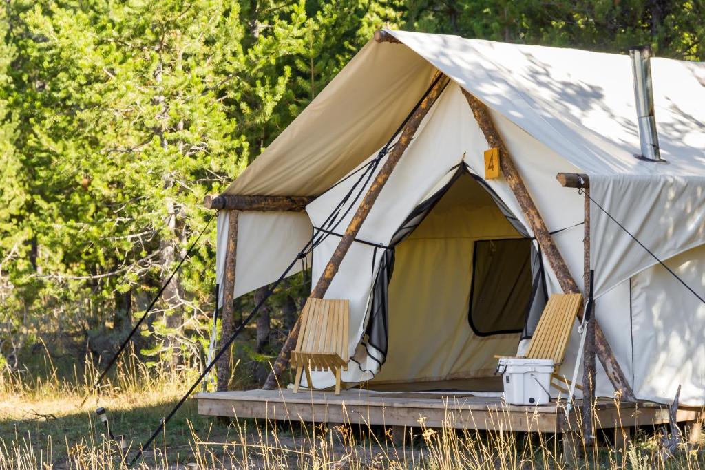 Fotografie z fotogalerie ubytování Yellowstone Safari Camp v destinaci Island Park