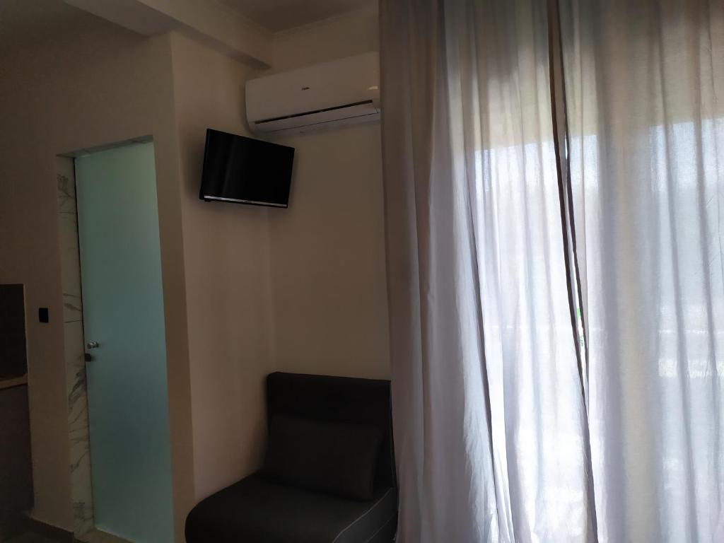 Studios Periklis - 8