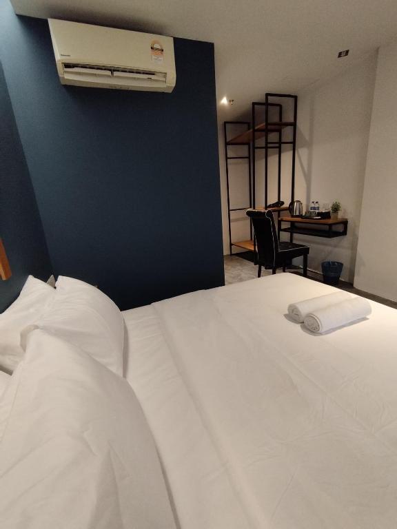 Kingston Hotel 7, Johor Bharu - Deluxe Queen Room