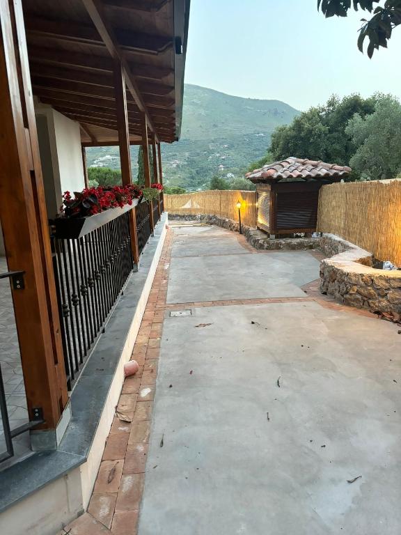 Nespecifikovaný výhled na hory nebo výhled na hory při pohledu z apartmánu