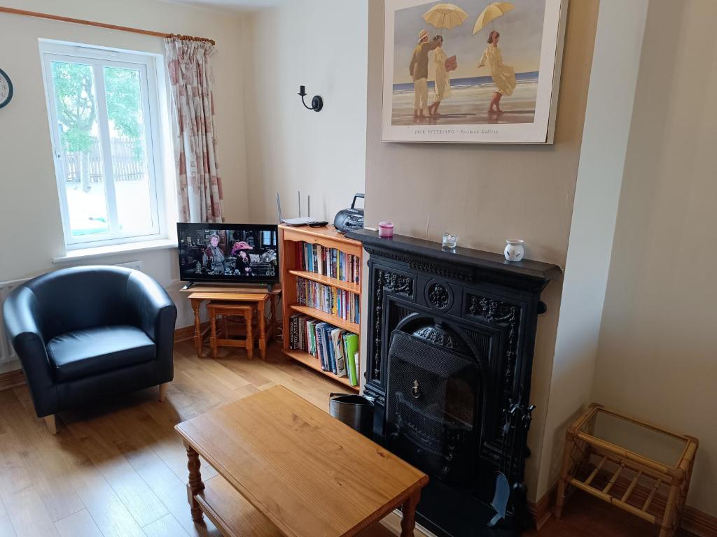 Imagine din galeria proprietății 4 Bed By The Sea în Enniscrone