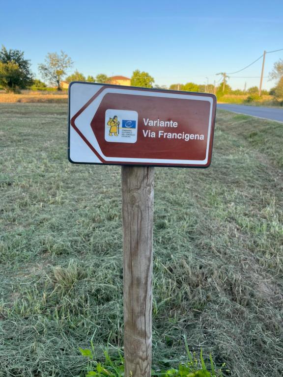 Certifikát, hodnocení, plakát nebo jiný dokument vystavený v ubytování Camera tripla Il Picchio Verde