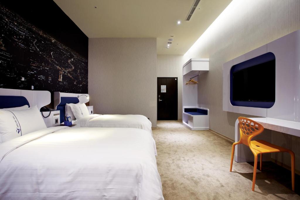 Airline Inn Green Park Way - Superior Twin Room - Geen Raam