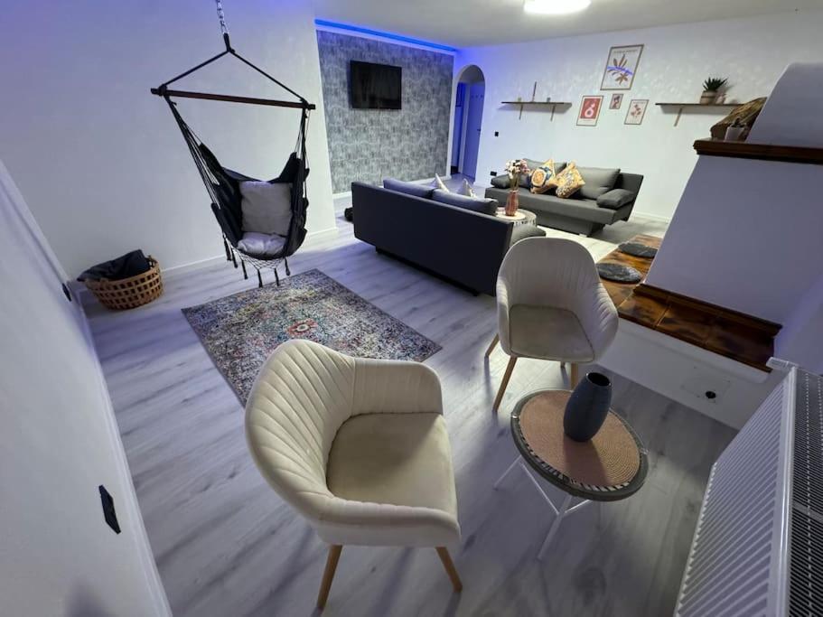 Χώρος καθιστικού στο Fewo BOHO Vintage nähe Salzburg