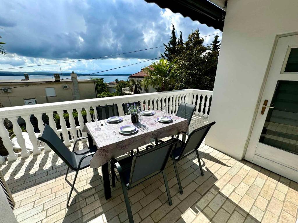 Apartment in Crikvenica 50805