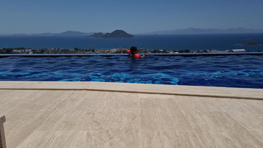 The swimming pool at or close to Bodrum eaSon Villa & House 350m2 Full Sea View with Private Infinity Pool