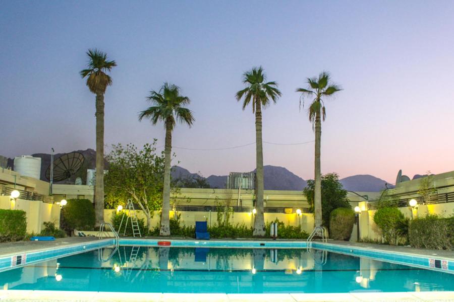 Bazén v ubytování Khasab Hotel nebo v jeho okolí