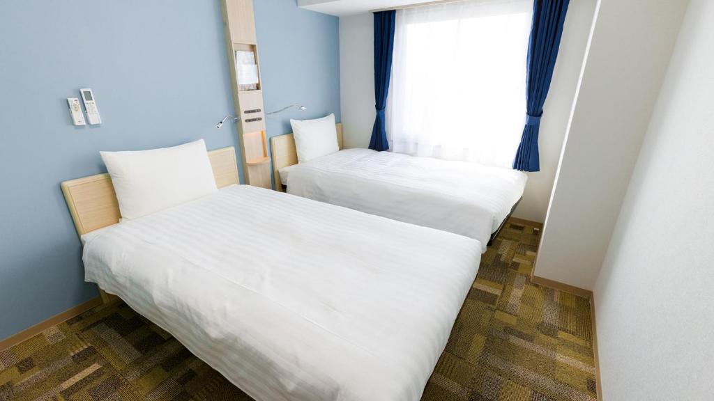 Toyoko Inn Nagoya Meieki Minami - Chambre Lits Jumeaux - Non-Fumeurs