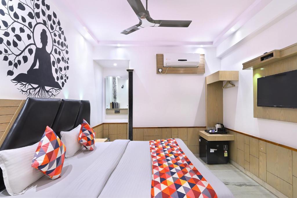TV a/nebo společenská místnost v ubytování Hotel The Cottage Yes Please - Traveller Choice Award winner 2025