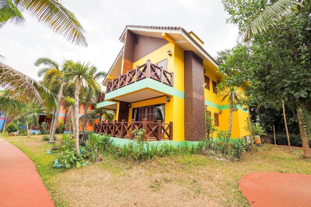 Zahrada ubytování OYO 920 Saensukkho Hotel And Resorts