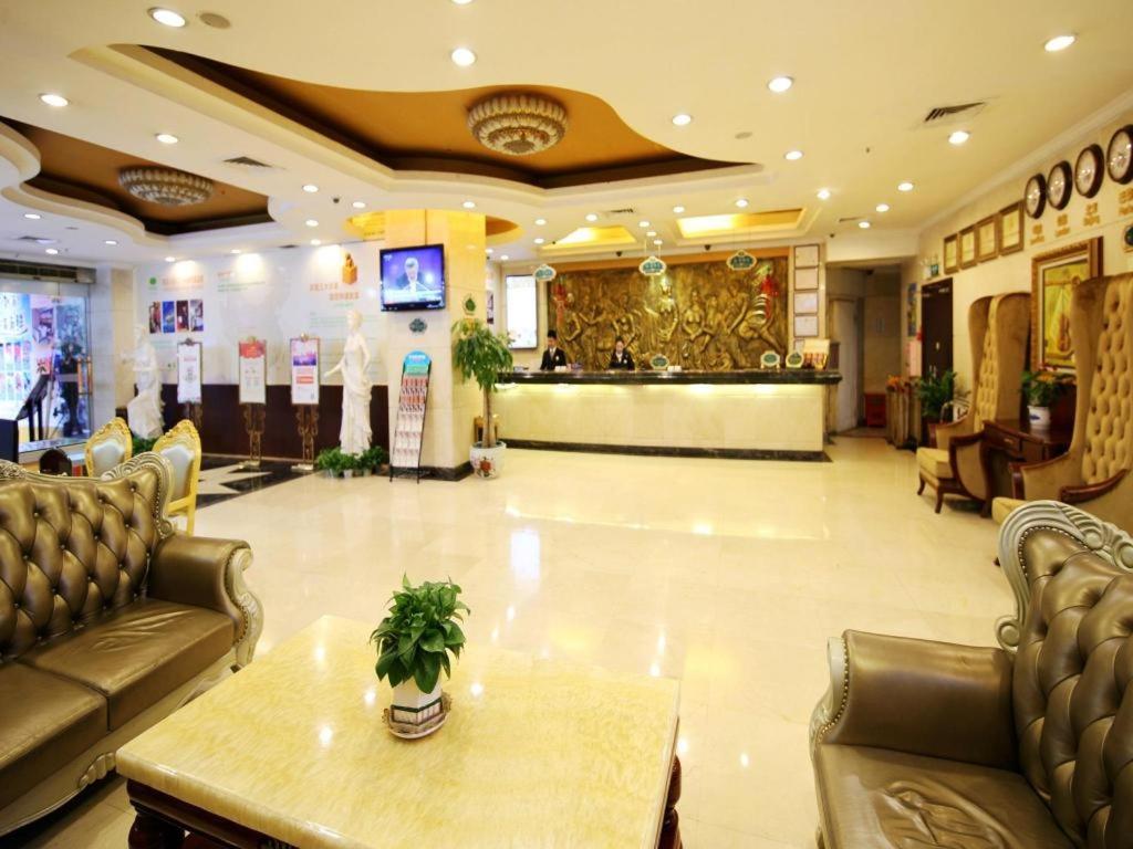 Posezení v ubytování Vienna Hotel Nanning Train Station