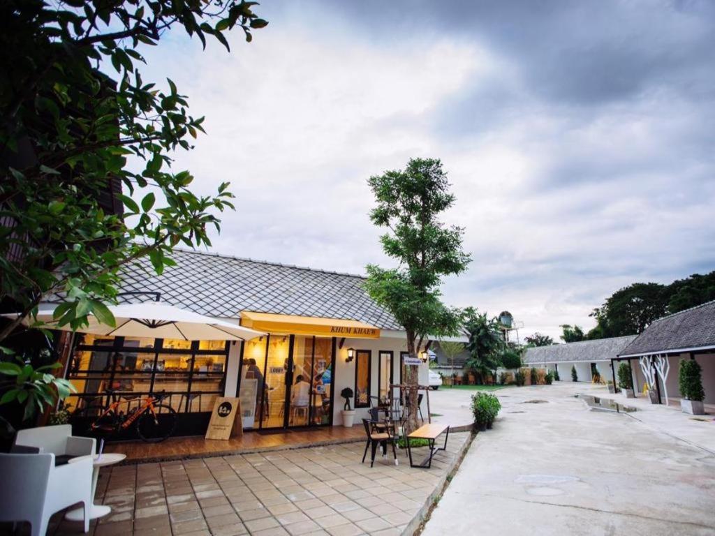 Bangunan di mana terletaknya hotel