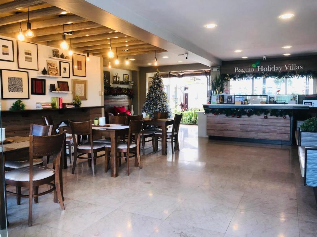 Restaurace v ubytování Baguio Holiday Villas