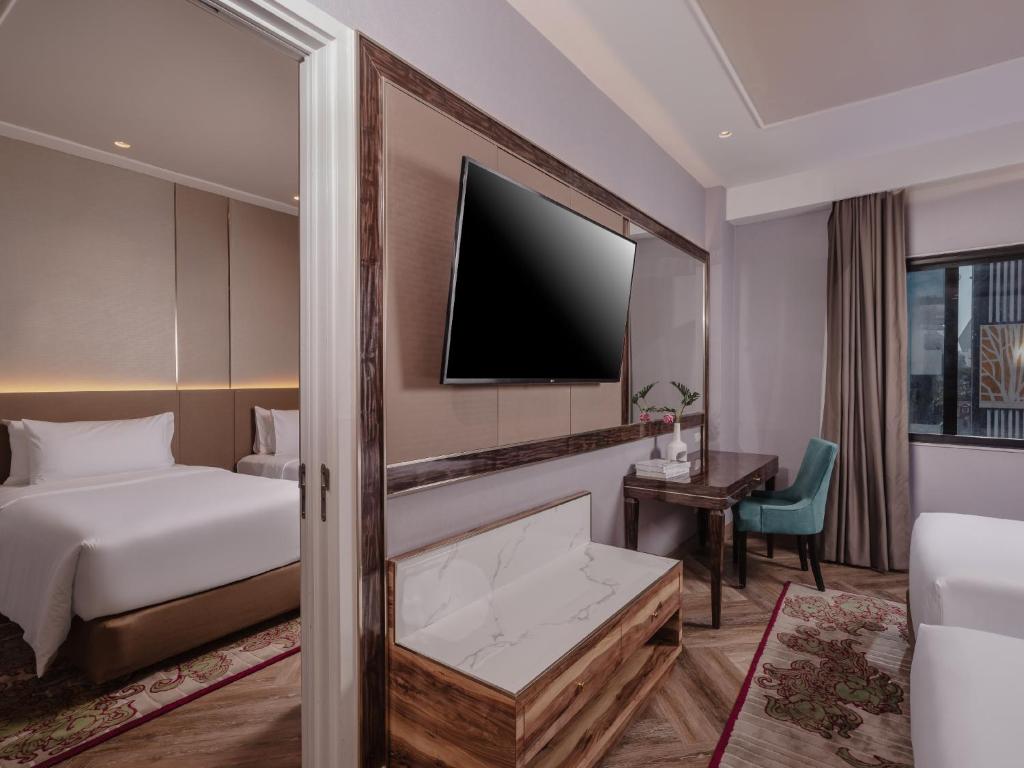 Aira Hotel Bangkok Sukhumvit 11 - Family 2 Bedroom