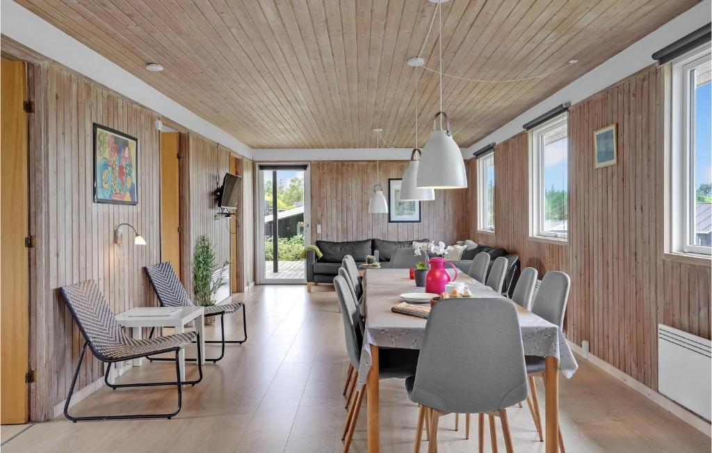 Posezení v ubytování Holiday Home Karens Bakke