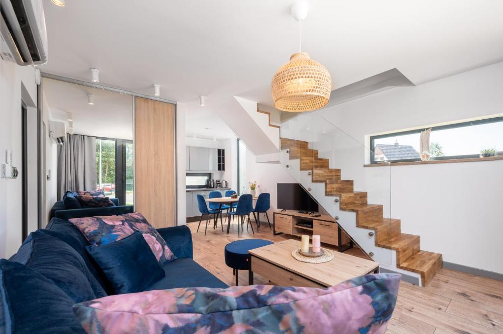 Część wypoczynkowa w obiekcie Baltic Houses domki apartamentowe nad morzem przy plaży
