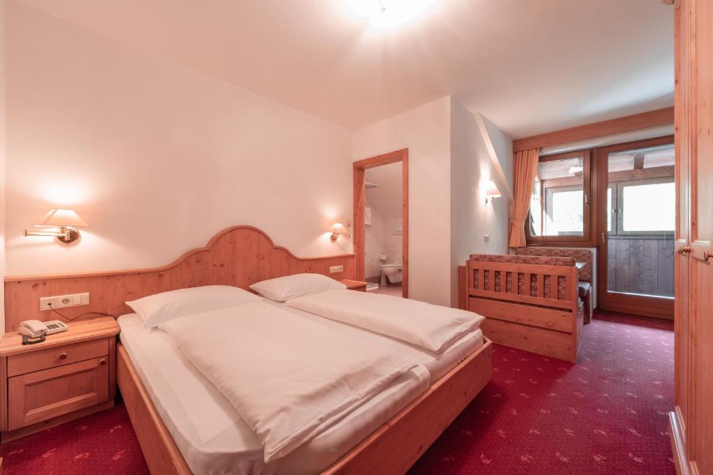 Berghotel zum Zirm - Quarto Duplo Com Varanda
