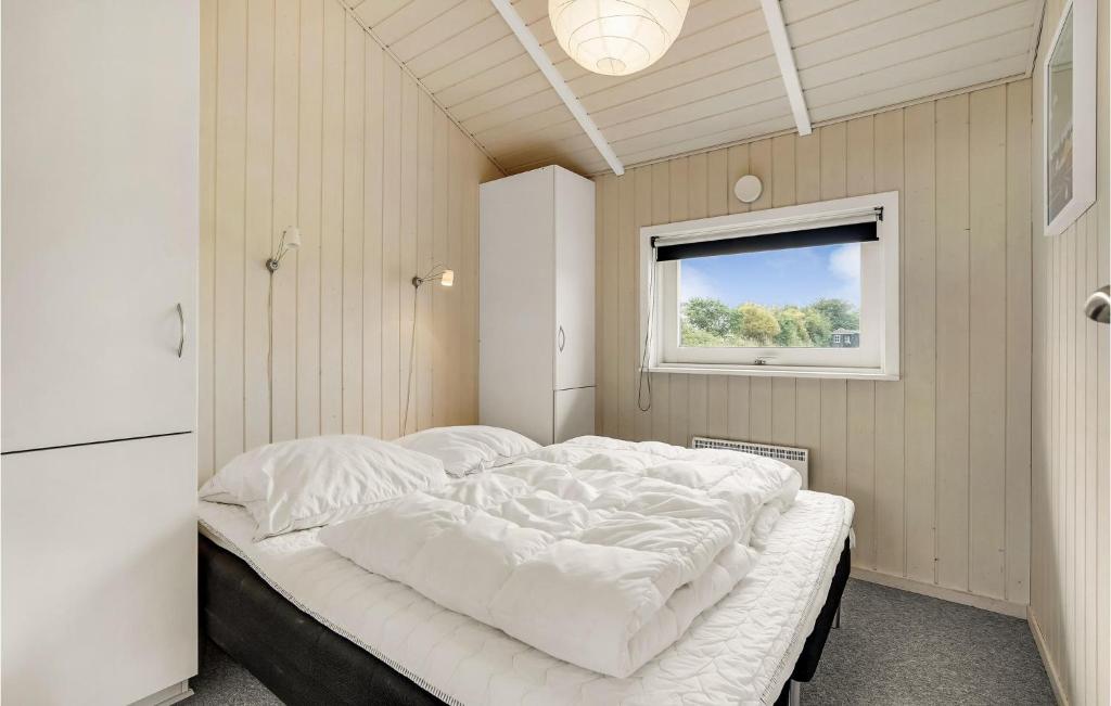 Postel nebo postele na pokoji v ubytování Holiday Home Vinkelbæk Nordborg