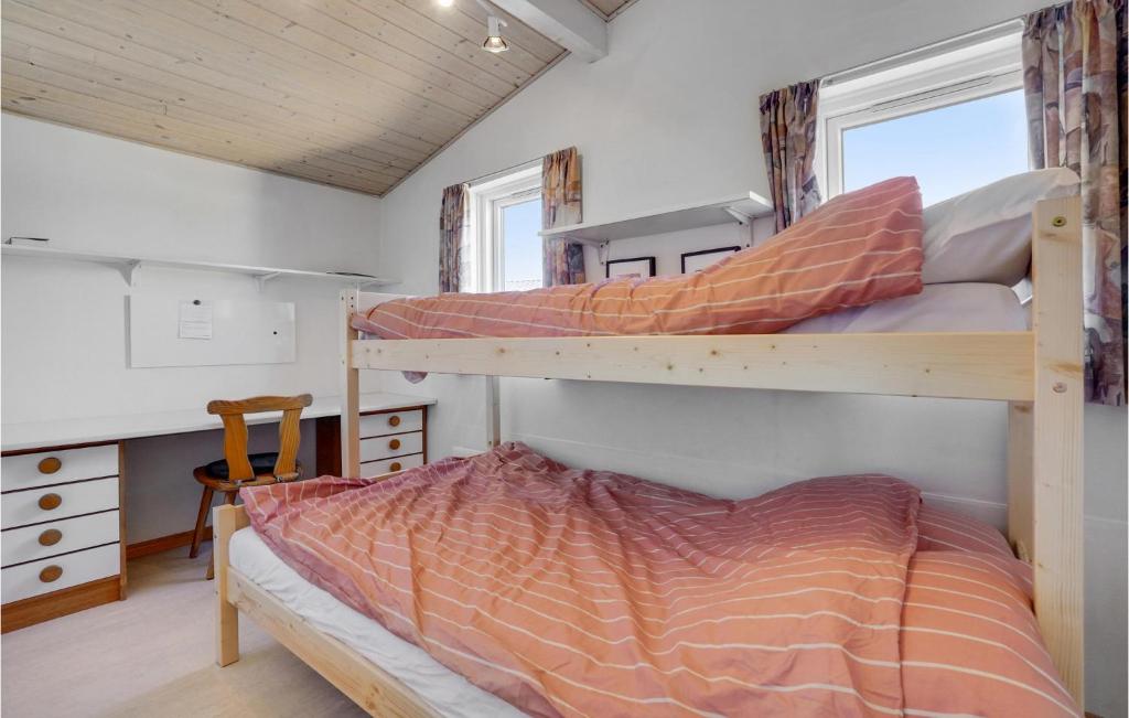 Postel nebo postele na pokoji v ubytování Nice Home In Roskilde With Wifi