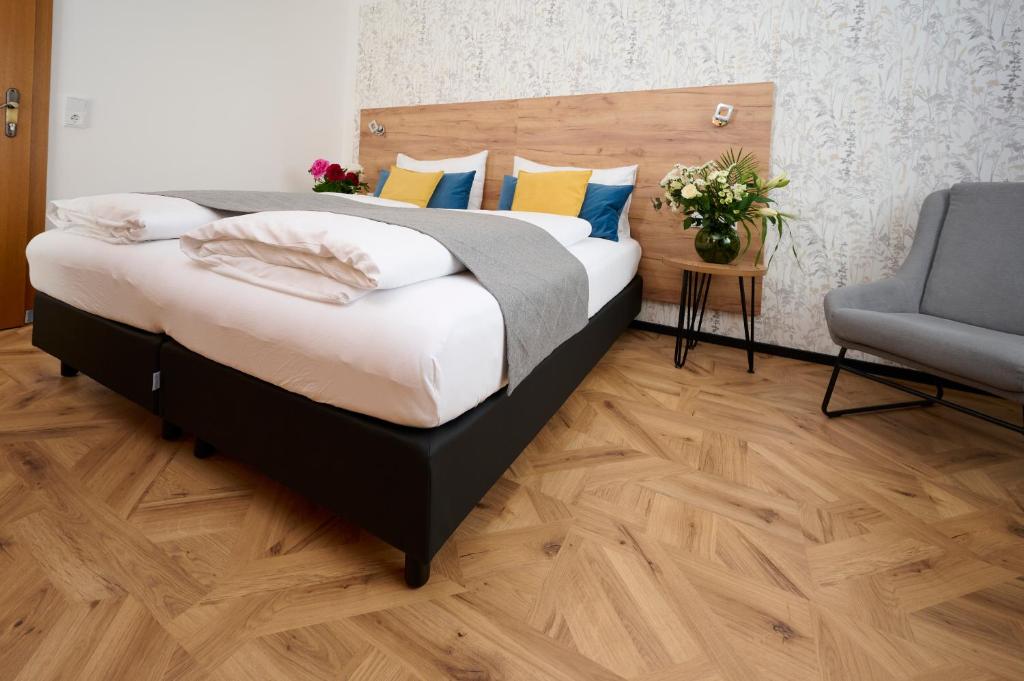Laudach INN - Double Room With Garden View