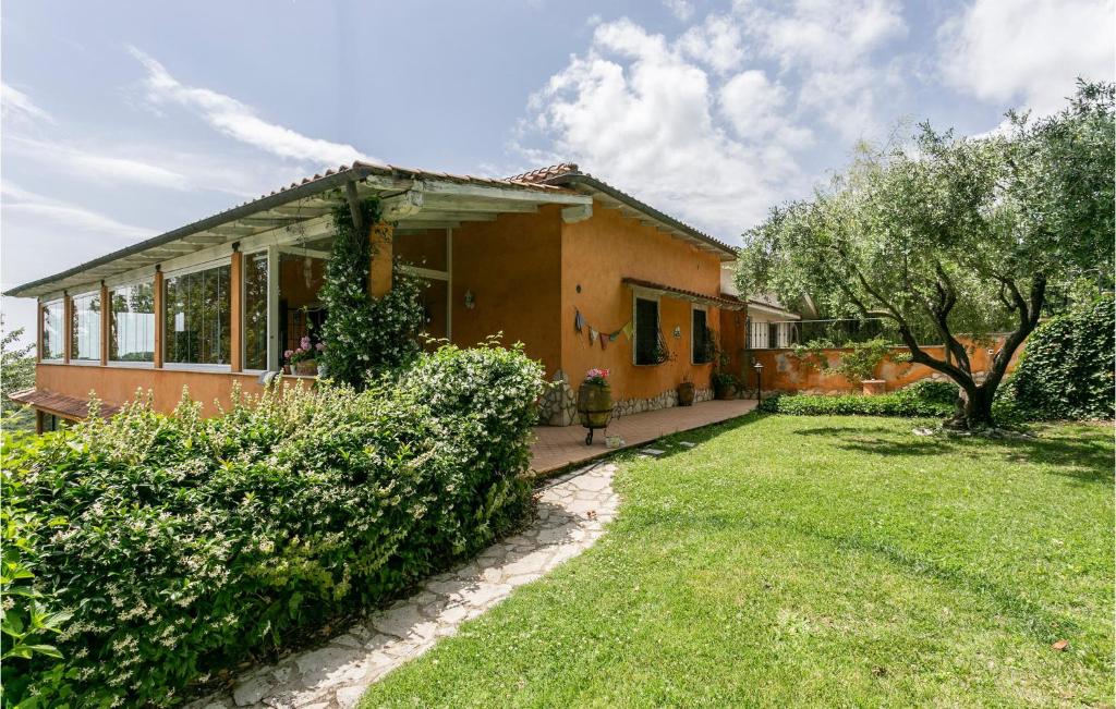 A garden outside Nice Home In Bassano Romano With Wifi