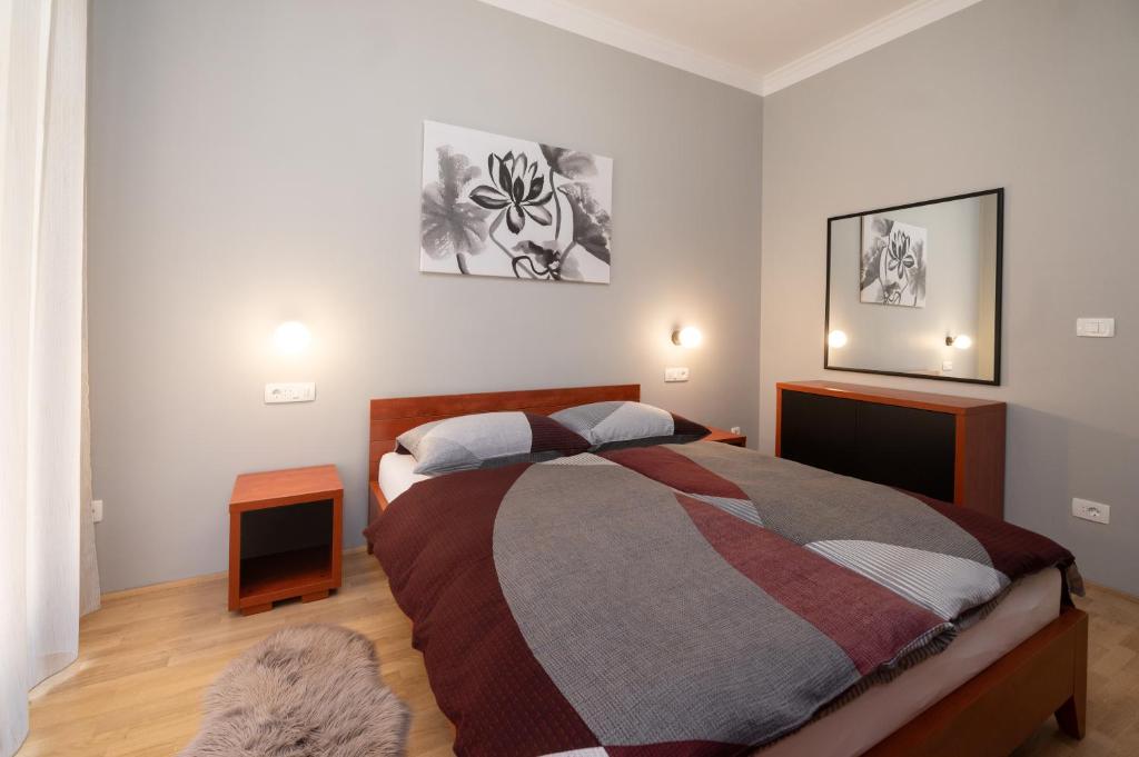 Apartments Villa Salona - 9