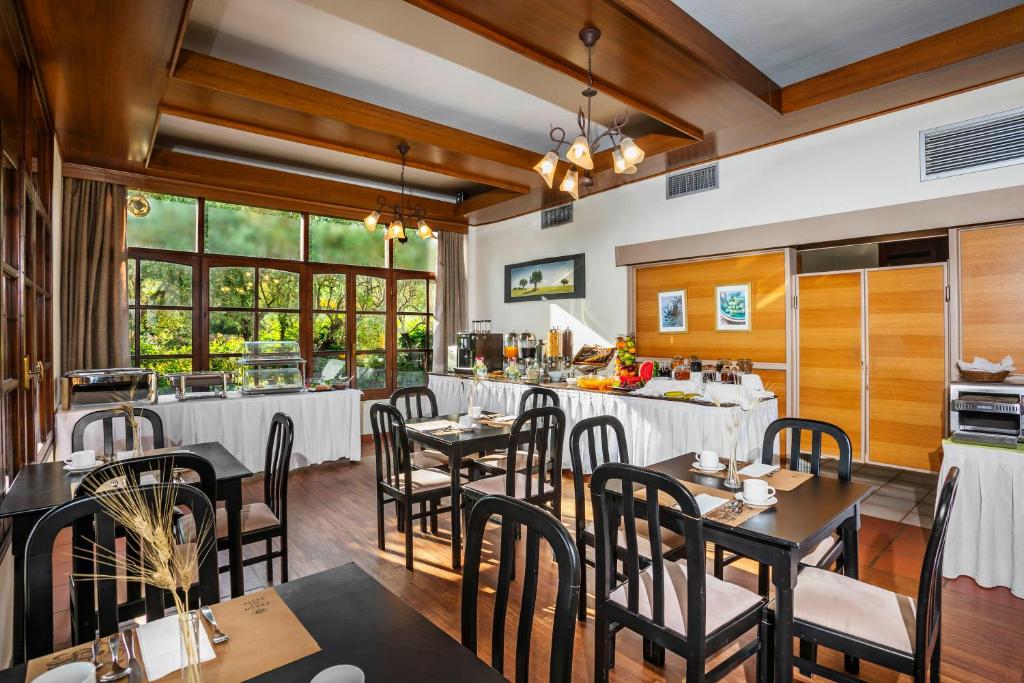 Restaurace v ubytování Hotel Hanioti Village Spa