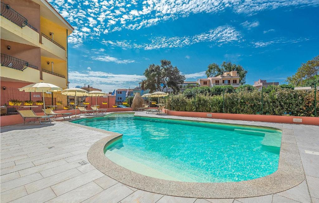 Swimmingpoolen hos eller tæt på Bilo 4