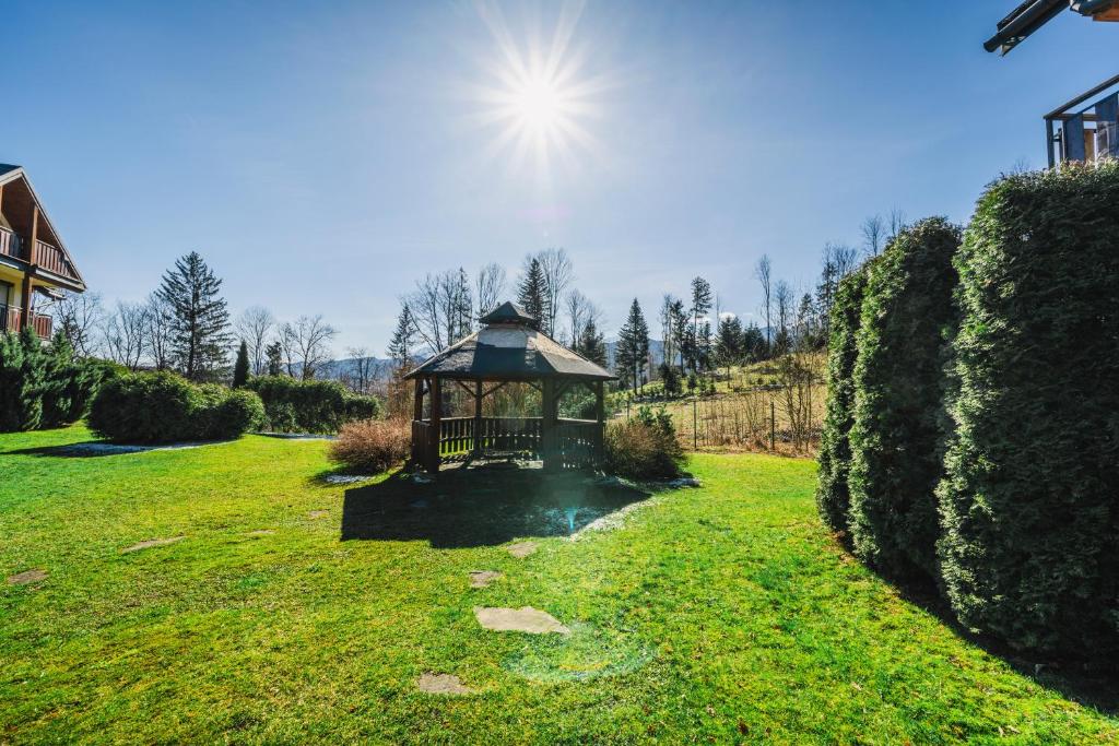 Vonkajšia záhrada v ubytovaní VisitZakopane- Mallorca Apartment
