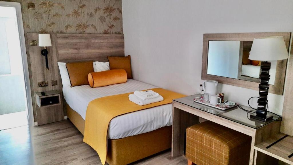 Hotel Coco - Deluxe Single Room