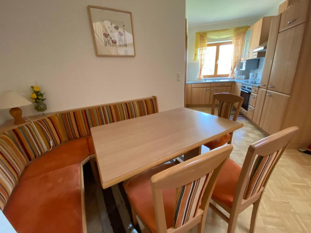 Posezení v ubytování Gästezimmer Weisch