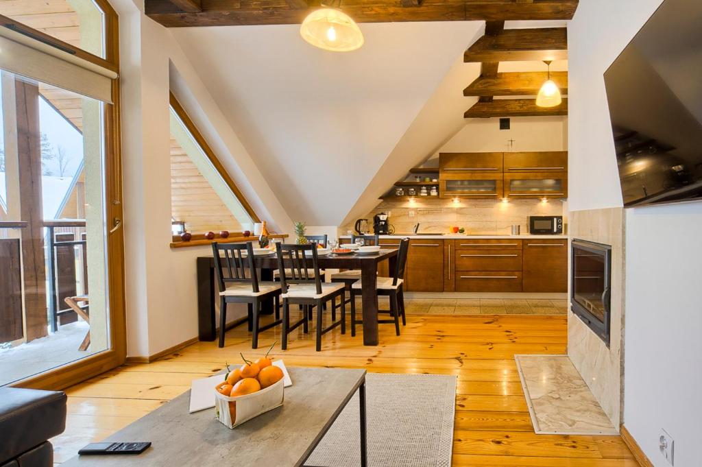 Kuchyňa alebo kuchynka v ubytovaní VisitZakopane- Mallorca Apartment
