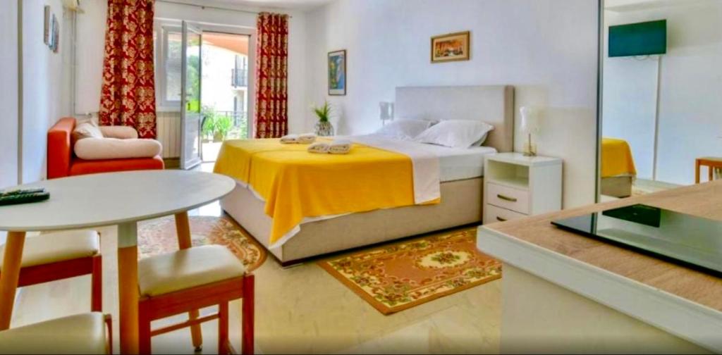 Postel nebo postele na pokoji v ubytování Apartments Kentera LUX