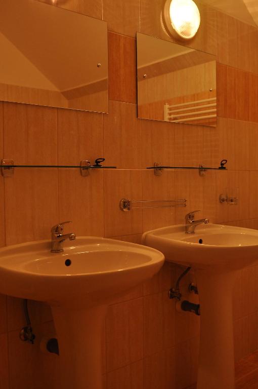 Koupelna v ubytování Hotel Praděd Rýmařov