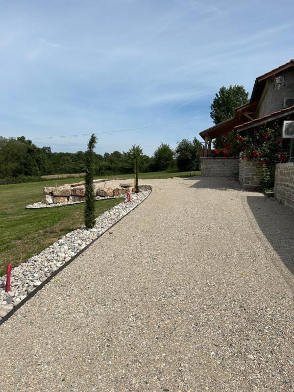 Gîte en Soi - Three-Bedroom House
