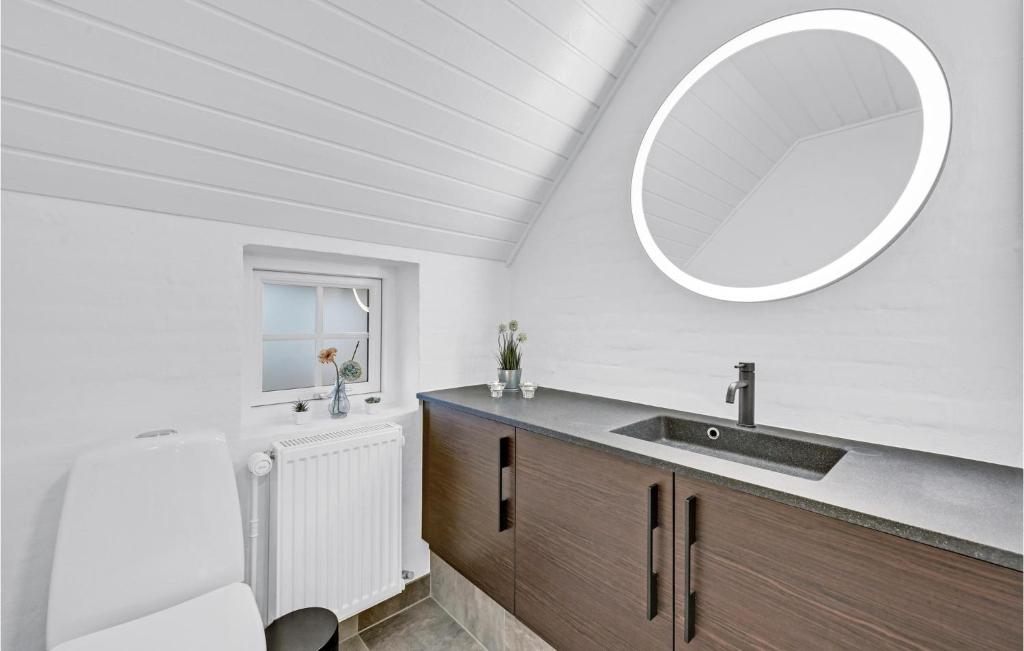 Fotografie z fotogalerie ubytování Lovely Home In Ringkøbing With Sauna v destinaci Ringkobing