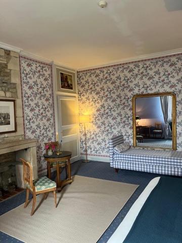 Château de Goville - Queen Room With Garden View