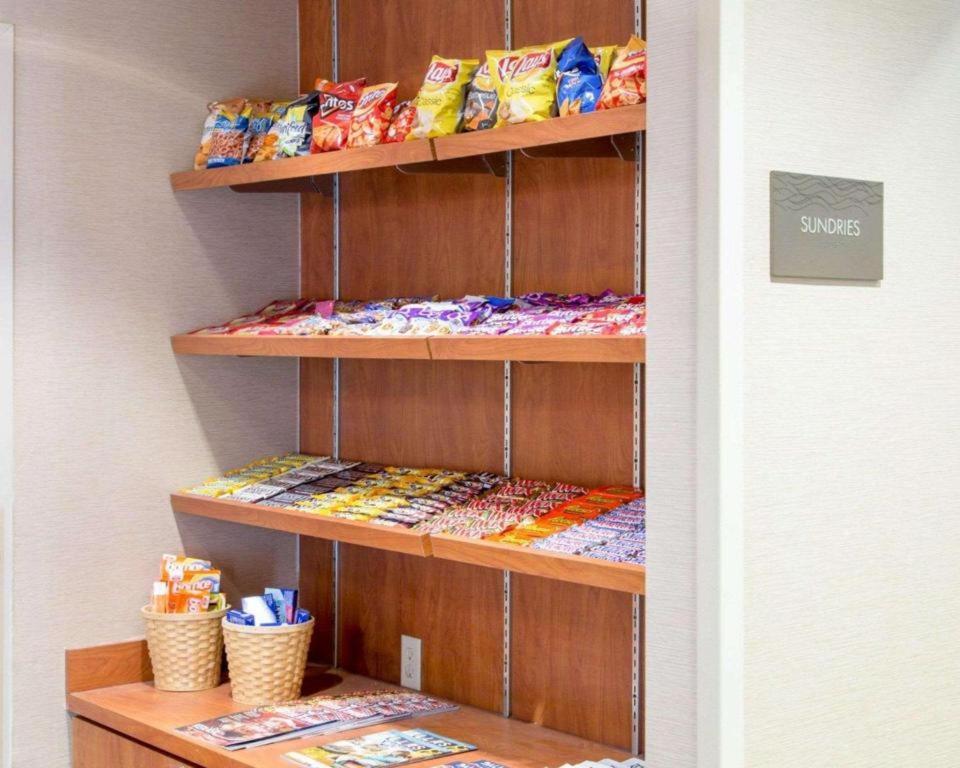 ホテルの敷地内または近くでの食事または食べ物