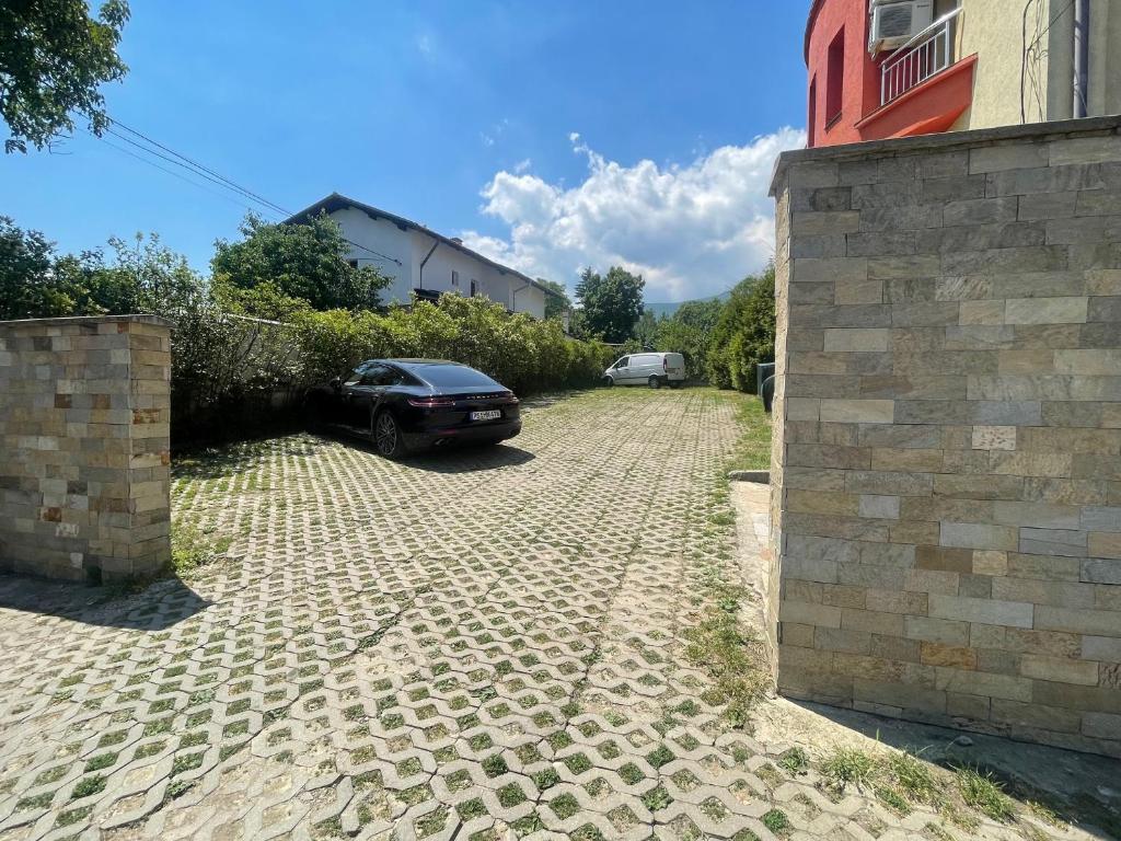 The building in which a szállodákat is located