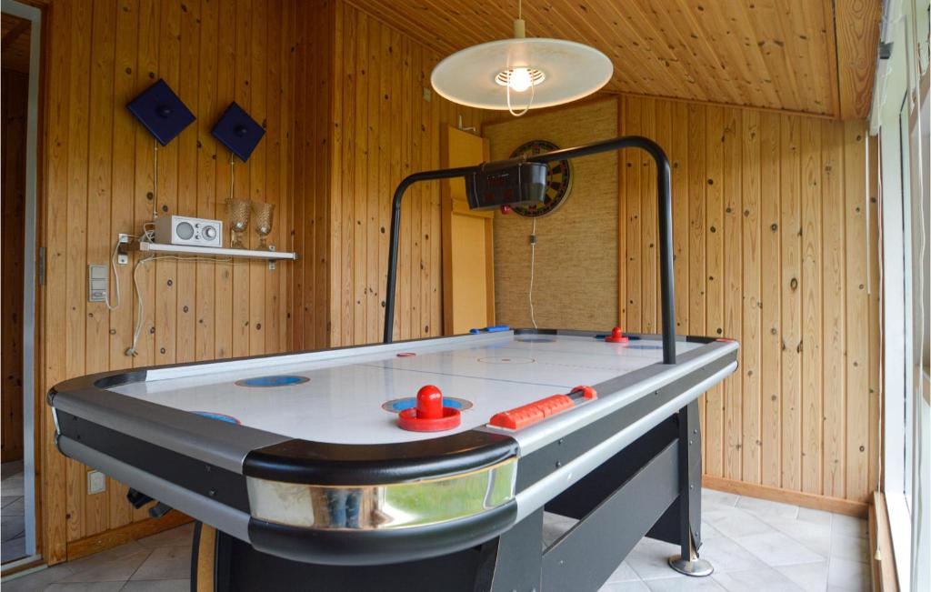 Biliár nebo kulečník v ubytování Holiday Home Harald Jensens Vej