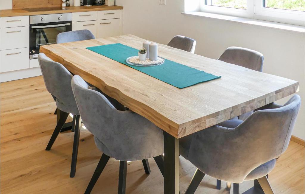Kuchyňa alebo kuchynka v ubytovaní Schoenes Ferienhaus Straden